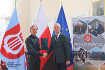 Podpisano umowę na modernizację terenu przy budynku sali wiejskiej w Bukówcu Górnym