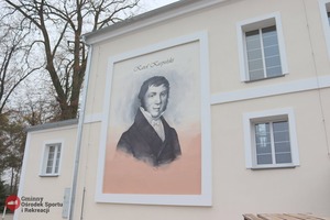 Mural przedstawiający Karola Kurpińskiego