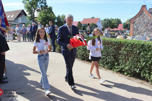 Zakończyła się renowacja pomnika w Dłużynie