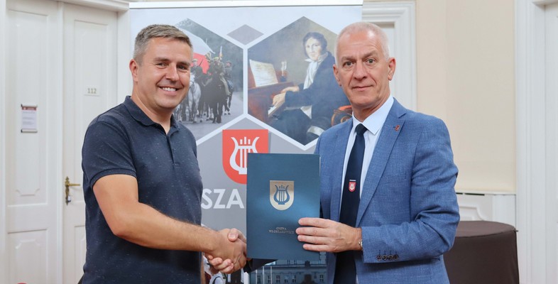 Podpisano umowę na przebudowę ulic Jana Otto oraz Podgórnej we Włoszakowicach